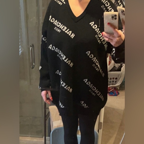 100% Authentic BALENCIAGA Virgin Wool Graphic Print Sweater - Picture 11 of 12